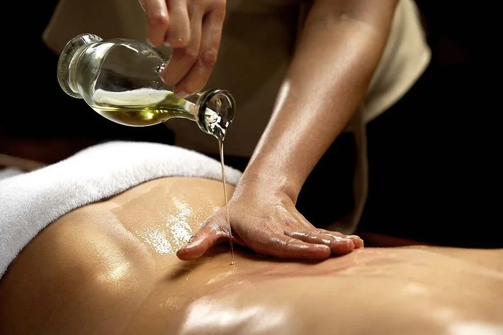 Oil Massage - 115 min